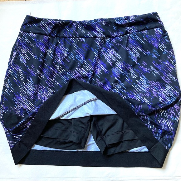 EP PRO NY Golf Skort with Pockets & Glitch Print - Picture 6 of 7